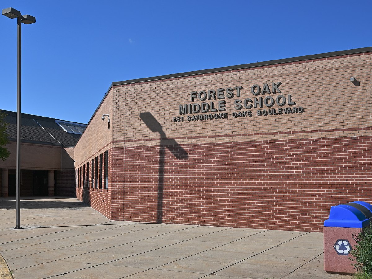 Forest Oak Middle School staffer arrested for allegedly having loaded gun on campus